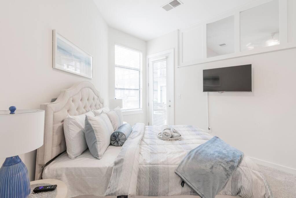 Charming Cozy Apartment With Wi-Fi & Free Parking Charlotte Exterior foto